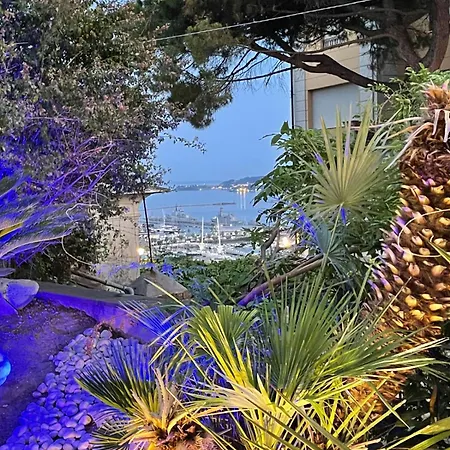 Apartment Vip Garden Jacuzzi Seaview In The Hearth Of Downtown La Spezia