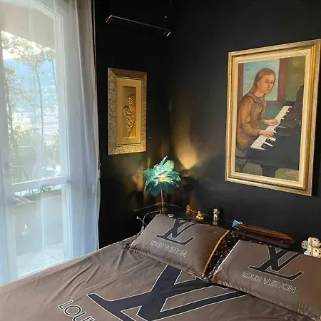 Apartment Vip Garden Jacuzzi Seaview In The Hearth Of Downtown La Spezia