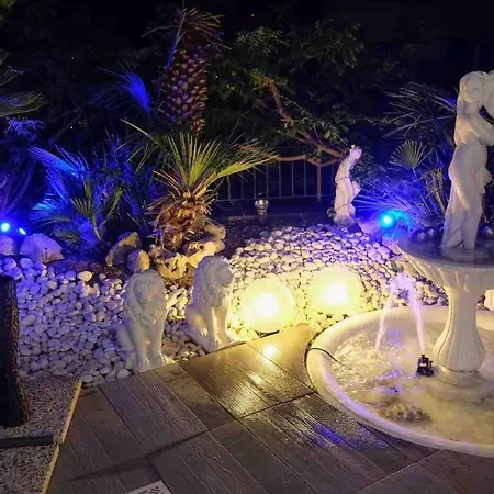 Vip Garden Jacuzzi Seaview In The Hearth Of Downtown Apartment *