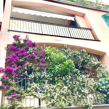 Apartment Vip Garden Jacuzzi Seaview In The Hearth Of Downtown La Spezia