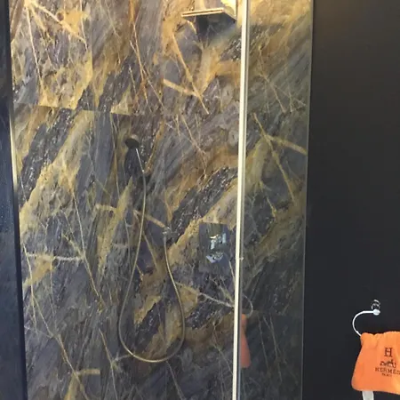 公寓 Vip Garden Jacuzzi Seaview In The Hearth Of Downtown *