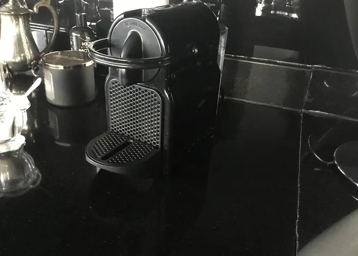 Апартаменты Vip Garden Jacuzzi Seaview In The Hearth Of Downtown