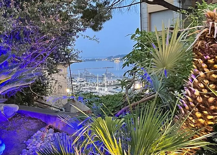 Apartmán Vip Garden Jacuzzi Seaview In The Hearth Of Downtown La Spezia