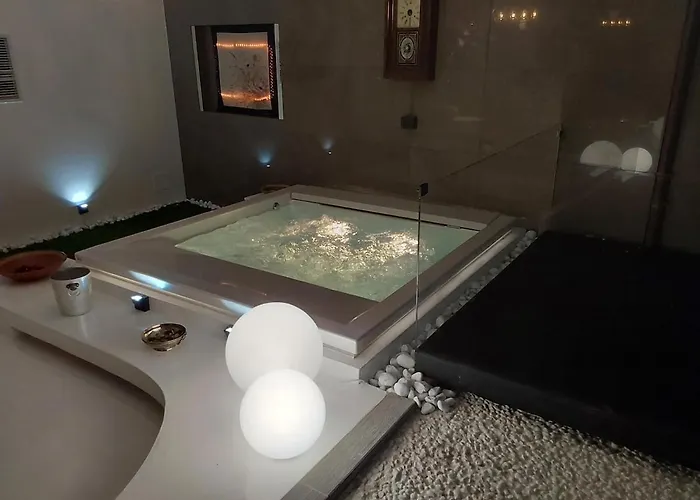 Vip Garden Jacuzzi Seaview In The Hearth Of Downtown Apartmán La Spezia