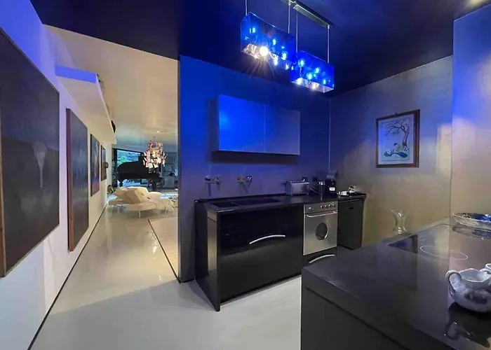 Vip Garden Jacuzzi Seaview In The Hearth Of Downtown Apartmán *