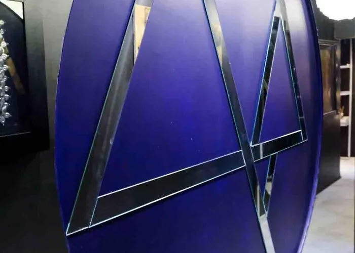 Vip Garden Jacuzzi Seaview In The Hearth Of Downtown Специя