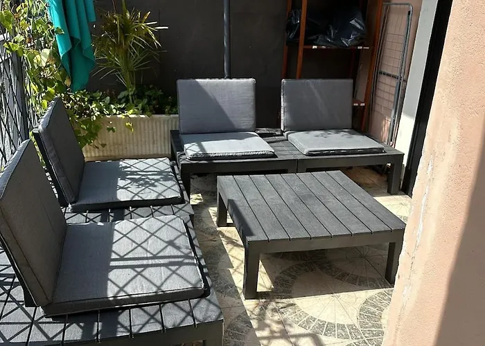 Vip Garden Jacuzzi Seaview In The Hearth Of Downtown Apartmán *