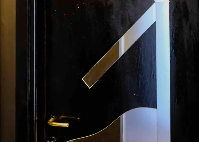 Vip Garden Jacuzzi Seaview In The Hearth Of Downtown La Spezia