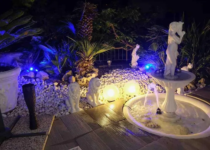 Vip Garden Jacuzzi Seaview In The Hearth Of Downtown Апартаменты *