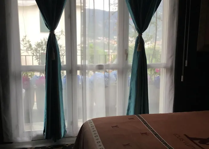 Апартаменты Vip Garden Jacuzzi Seaview In The Hearth Of Downtown