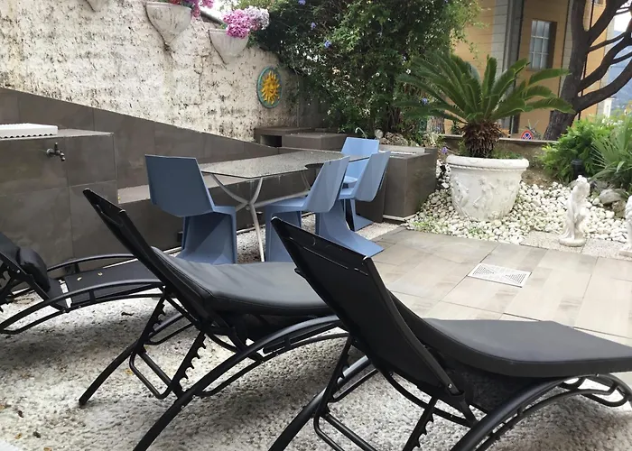 Vip Garden Jacuzzi Seaview In The Hearth Of Downtown